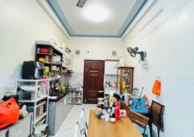 Bán gấp nhà chính chủ - Trung tâm phường Sài Đồng, Long Biên