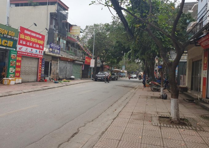 Bán gấp nhà chính chủ - Trung tâm phường Sài Đồng, Long Biên