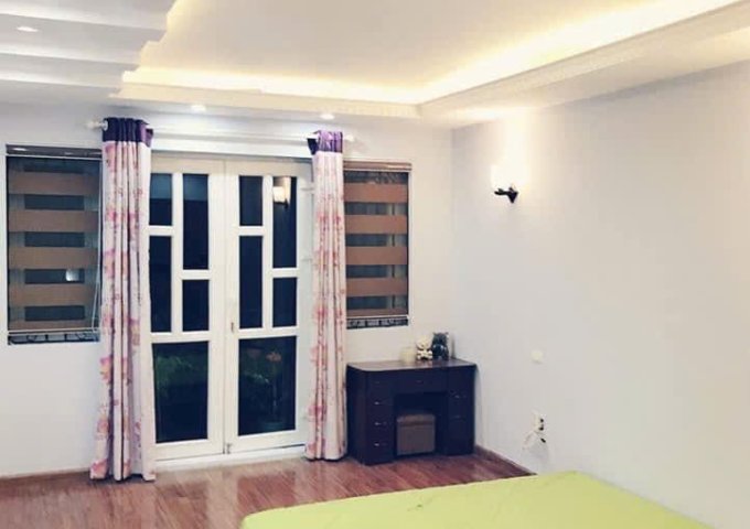  Cực sốc -  Nhà mới, hiện đại - fun nội thất. Trung tâm Thạch Bàn Long Biên. 4,X tỷ.