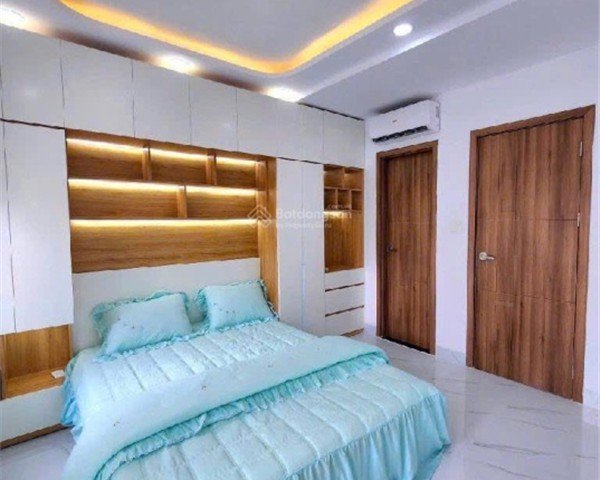 HIẾM ! biệt thự phố 3 tầng lô góc - Lê Thị Chợ - Phú Thuận -Quận 7 . giá tốt 11.8tỷ