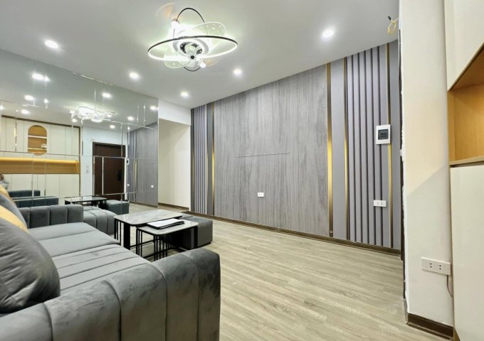 🌻Phải thật nhanh! Tập thể Giảng Võ- Ba Đình- Tầng 3- 65m2-lô góc- 2 mặt thoáng- chỉ 3.7 tỷ