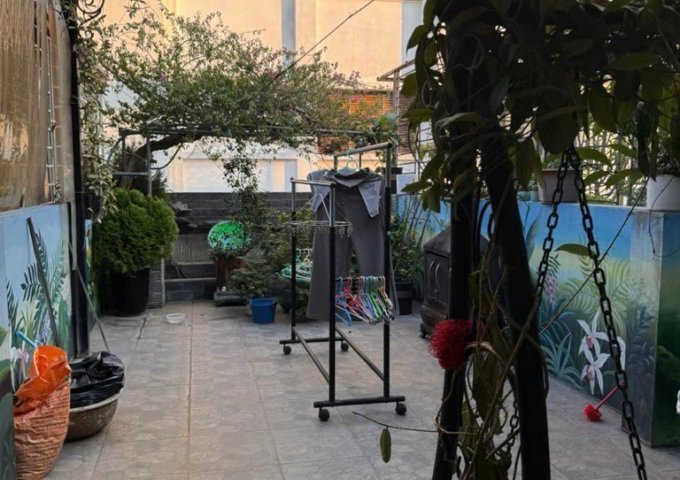 BÁN NHÀ NGHI TÀM, TÂY HỒ 65M 5 TẦNG, 2 MẶT NGÕ THÔNG, THANG MÁY, CÁCH Ô TÔ 10M 15 TỶ