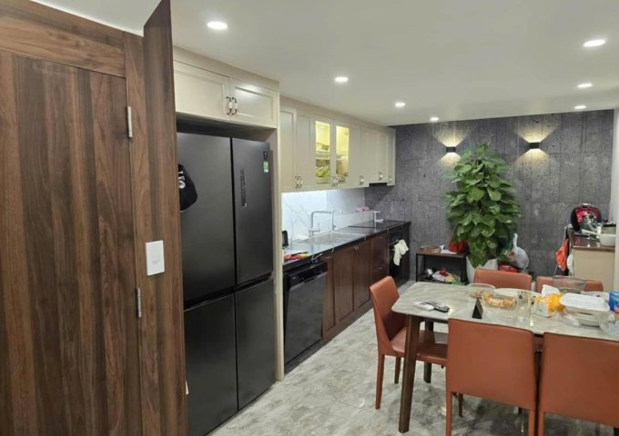 Bán nhà 75m2 Đường nước Phần Lan 5x15m 6T gara kinh doanh đầu tư chỉ 16 tỷ 0983458219