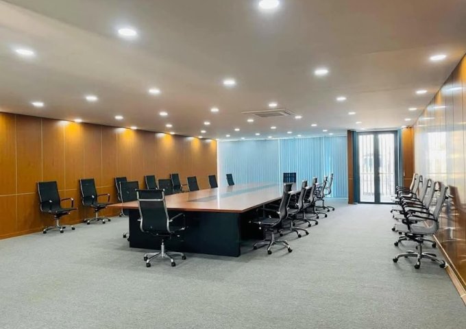 Đại Phát Building mặt tiền 185B Hà Huy Giáp, Phường Thạnh Lộc, Quận 12