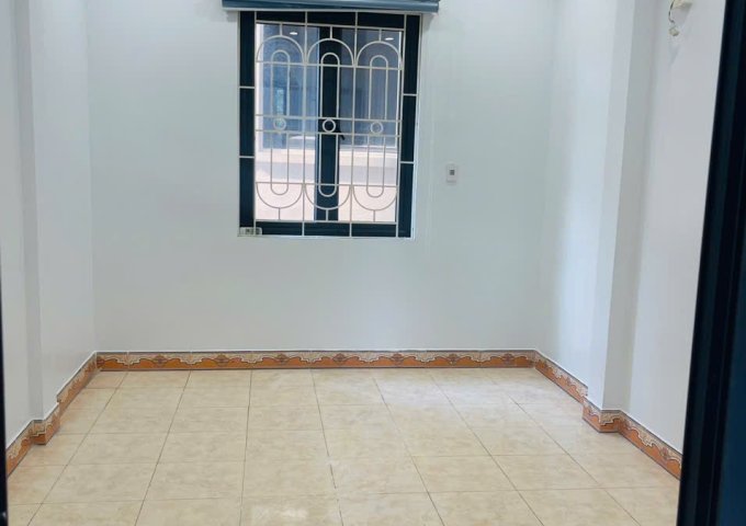 CHO THUÊ NHÀ NGUYÊN CĂN – LẠC LONG QUÂN – 4 TẦNG – GIÁ TỐT 15 TRIỆU/THÁNG