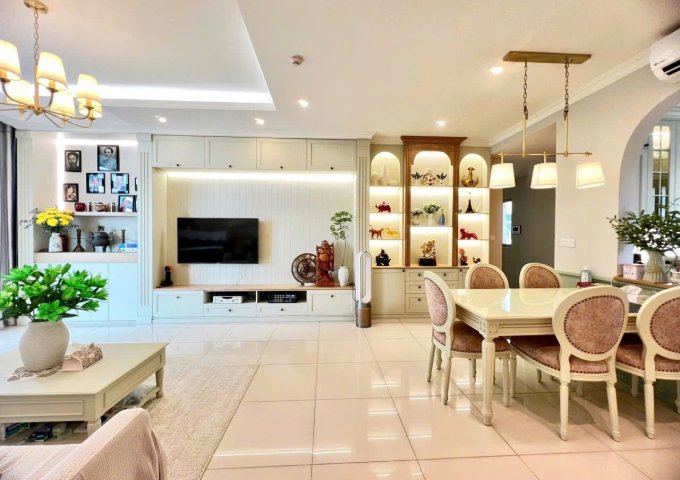 Cho thuê căn hộ 3 phòng ngủ + 1 kho tại The Vista - Diện tích 159m2 - Giá 1700$/tháng - Đầy đủ nội thất