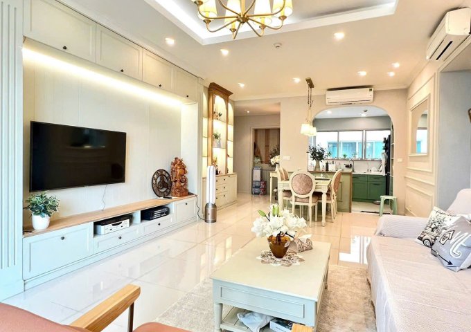 Cho thuê căn hộ 3 phòng ngủ + 1 kho tại The Vista - Diện tích 159m2 - Giá 1700$/tháng - Đầy đủ nội thất