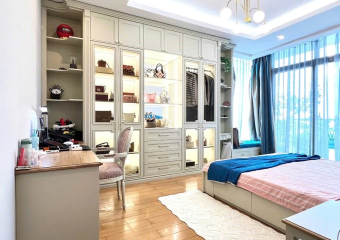 Cho thuê căn hộ 3 phòng ngủ + 1 kho tại The Vista - Diện tích 159m2 - Giá 1700$/tháng - Đầy đủ nội thất