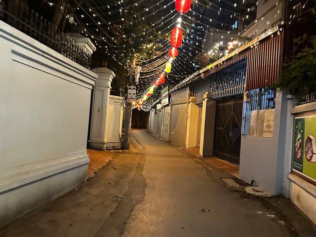 MẢNH ĐẤT RỘNG ĐẸP - Ô TÔ VÀO NHÀ - NGÕ THÔNG KINH DOANH Ngọc Trì -Long Biên 107m2,mặt tiền 5.5m,12.9 tỷ.