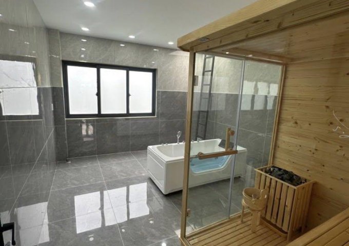 NHÀ MỚI Ở NGAY - KHU VIP 5 TẦNG TÂN THỚI HIỆP QUẬN 12, GIÁP GÒ VẤP - Ô TÔ NGỦ NHÀ HƠN 61M2 (4.1x16) - VỪA Ở VỪA LÀM VPCT - GIÁ CHỈ 6.x TỶ.