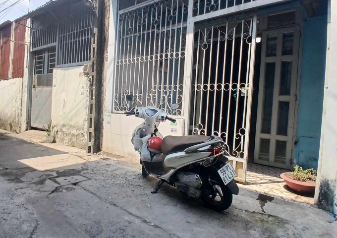 NHÀ TRUNG CHÁNH, HÓC MÔN - 56M2 THỔ CƯ - GIÁ RẺ.