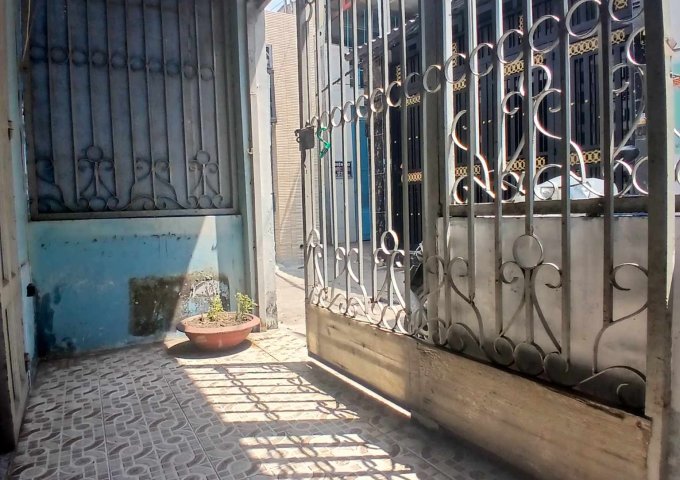 NHÀ TRUNG CHÁNH, HÓC MÔN - 56M2 THỔ CƯ - GIÁ RẺ.