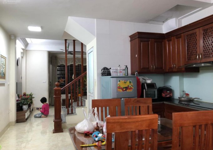 Bán Đất Tặng Nhà - Phân Lô Lương Thế Vinh - Ngõ Ô Tô - Cách Phố 30m - Chỉ Nhỉnh 200tr/m2