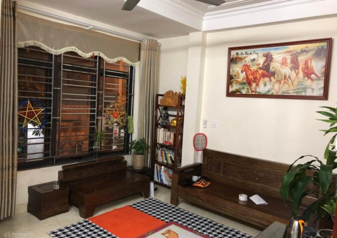 Bán Đất Tặng Nhà - Phân Lô Lương Thế Vinh - Ngõ Ô Tô - Cách Phố 30m - Chỉ Nhỉnh 200tr/m2