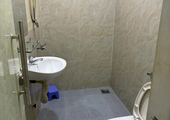 Cho thuê nhà 330 Nguyễn Tất Thành