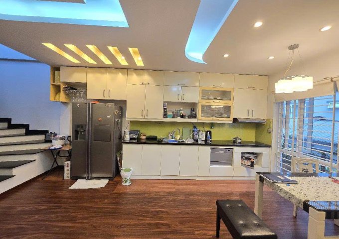 Bán Nhà Đẹp Yên Hòa – Ô Tô Vào Nhà – 2 Mặt Thoáng Vĩnh Viễn – Full Nội Thất Cao Cấp – 42m²