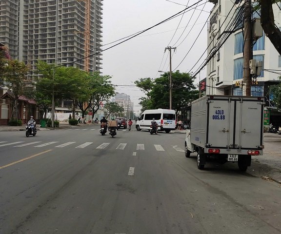 BÁN 2 LÔ ĐẤT VÀNG VÀI CHỤC TỶ TẠI ĐÀ NẴNG