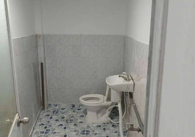 NHÀ C4 (4.5x18) HXH GẦN MẶT TIỀN TRƯƠNG THỊ HOA (TÂN THỚI HIỆP 07), Q12