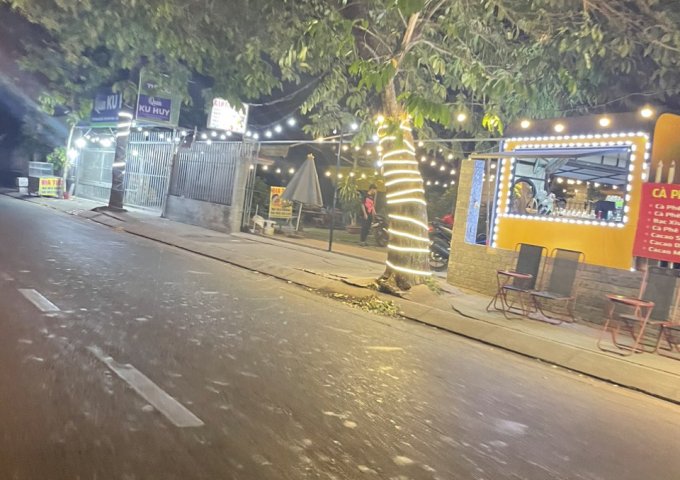 Bán nhà mặt tiền 8x20m giá 15 tỷ Đường Huỳnh Thị Hai