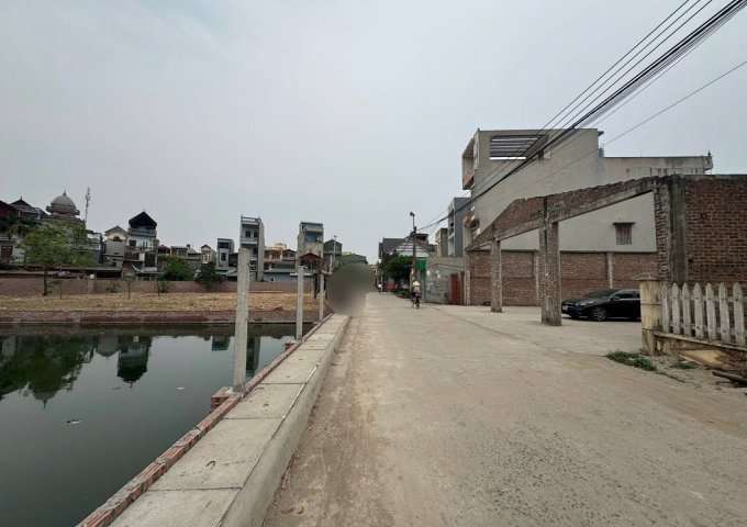 CẦN BÁN 2 LÔ ĐẤT MẶT TIỀN  ĐẸP