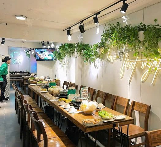 CHÍNH CHỦ SANG NHƯỢNG CỬA HÀNG Địa chỉ: Mặt phố Trần Huy Liệu - Giảng Võ