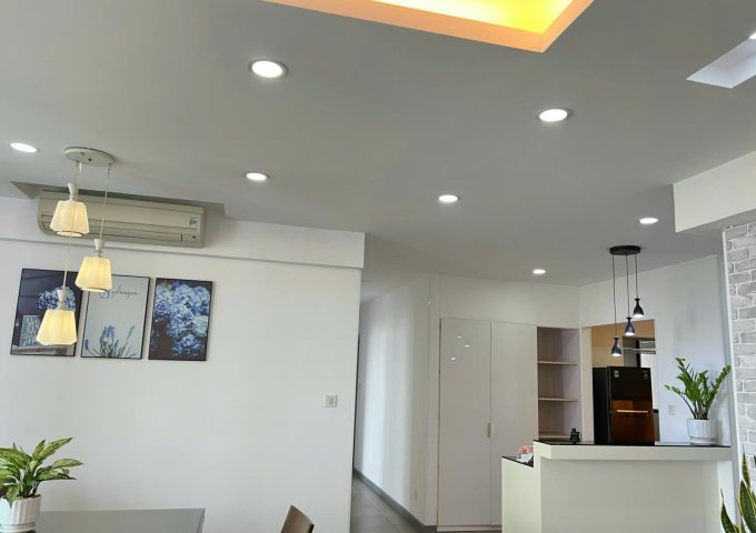 Cần cho thuê căn hộ The view riviera point, Q7, HCM, DT 148m2, 3 PN nhà bao đẹp, giá chỉ 35 triệu 