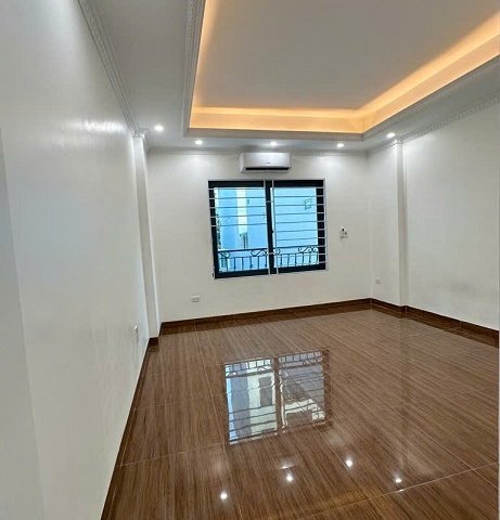 NHÀ ĐẸP RẺ NHẤT KHU VỰC CẦU DIỄN : THANG MÁY - Ô TÔ QUA - NHÀ ĐẸP - NGÕ THÔNG - VĂN TRÌ - BẮC TỪ LIÊM