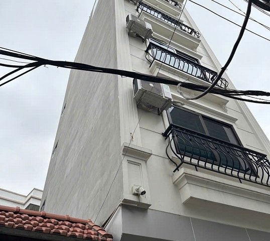 NHÀ ĐẸP RẺ NHẤT KHU VỰC CẦU DIỄN : THANG MÁY - Ô TÔ QUA - NHÀ ĐẸP - NGÕ THÔNG - VĂN TRÌ - BẮC TỪ LIÊM