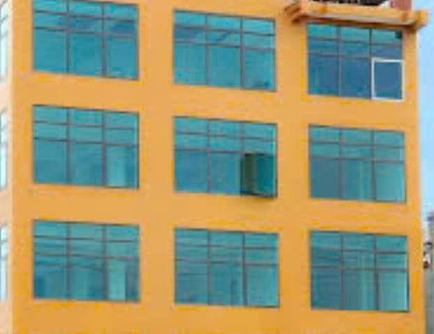 Bán nhà mặt phố Lò Văn Giá, Sơn La - 206m², 6 tầng, 1.6 tỷ