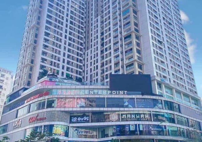 Z bán mặt bằng tầng 1 tòa Building phố Lê Văn Lương, sở hữu lâu dài, diện tích 203m2, cho thuê 200 triệu/tháng