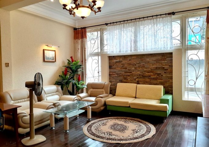 Bán nhà Tôn Đức Thắng 37m2x4 tầng, lô góc ngõ thông, mặt tiền rộng chỉ 5 tỷ