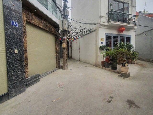 BÁN NHÀ ĐẸP Phố Ngọc Trì- Long Biên 45 m2,X  6 tầng, mặt tiền 3.7m, 8.8 tỷ.