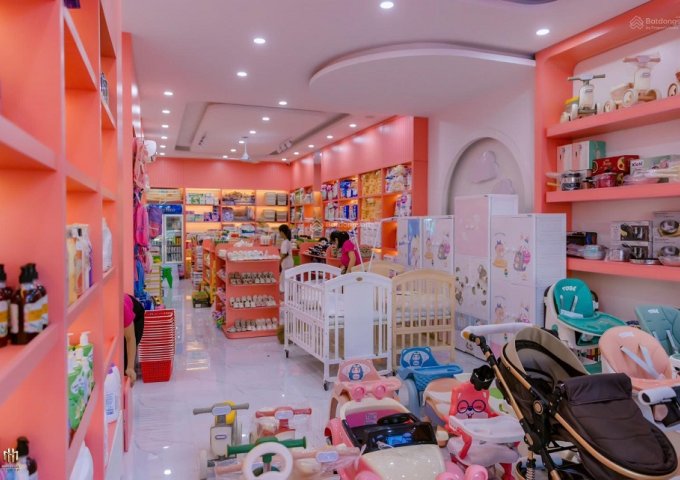 CHO THUÊ MẶT BẰNG 2 TẦNG VỊ TRÍ VÀNG NGAY TRỤC QUỐC LỘ 1A TRUNG TÂM THỊ XÃ HOÀNG MAI, NGHỆ AN