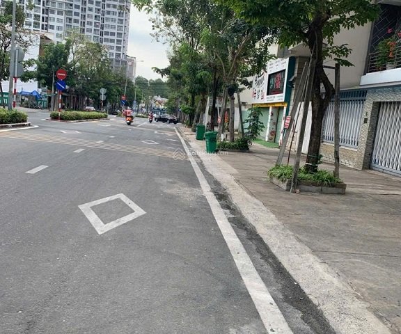 Cho thuê mặt bằng kinh doanh buôn bán, đã có nhà tạm tại Phường Chánh Nghĩa, TP Thủ Dầu Một.