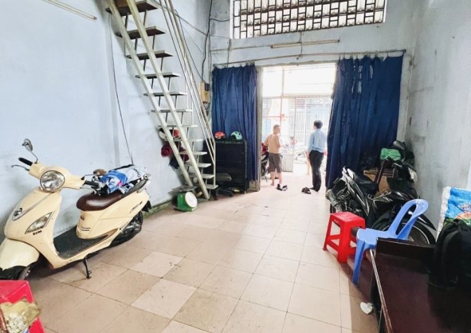 Bán nhà 70m2, Hẻm xe tải 5m Đường Thoại Ngọc Hầu, Tân Phú