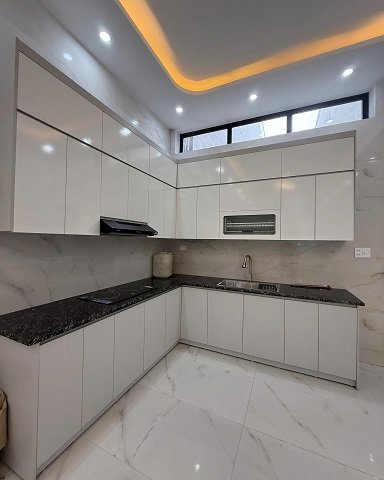 Bán Nhà 3 tầng mới View vườn hoa đường Hồ Ngọc Lân - YNa, phường Kinh Bắc - TPBN