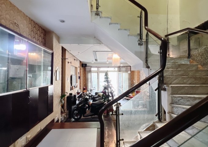 CẦN BÁN NHÀ MT NỘI BỘ ĐƯỜNG PHẠM THẾ HIỂN P7 Q8 DT 120M2(5 X 24)
CHỈ 7.8 TỶ