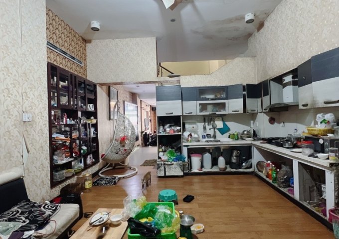 CẦN BÁN NHÀ MT NỘI BỘ ĐƯỜNG PHẠM THẾ HIỂN P7 Q8 DT 120M2(5 X 24)
CHỈ 7.8 TỶ