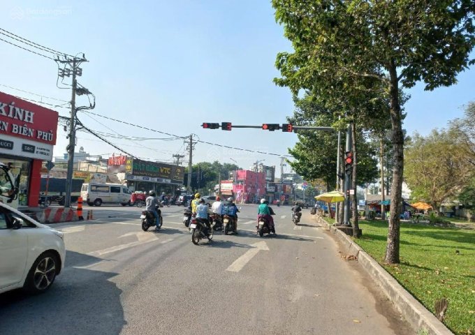 Bán nhà mặt tiền 12x40m giá 25 tỷ Đặng Thúc Vịnh