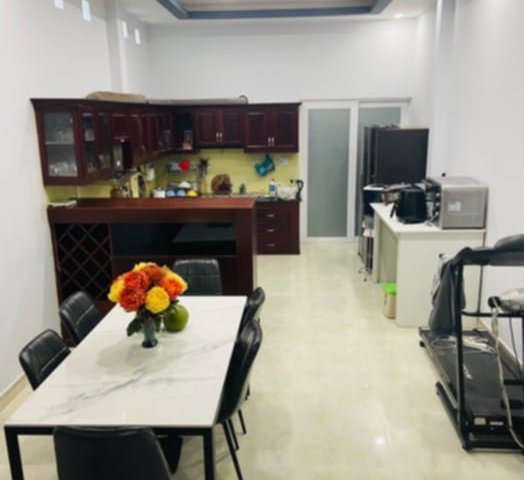 Nhà mt kinh doanh Thạnh Lộc 31, xe hơi đậu trong nhà, giá #7ty6