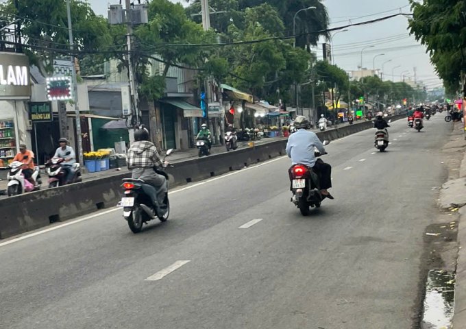 Bán nhà mặt tiền 9,7x28m giá 16 tỷ Đường Nguyễn Thị Sóc