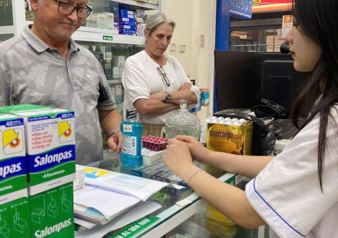 CHÍNH CHỦ CẦN SANG NHƯỢNG NHÀ THUỐC- ĐỐNG ĐA HN