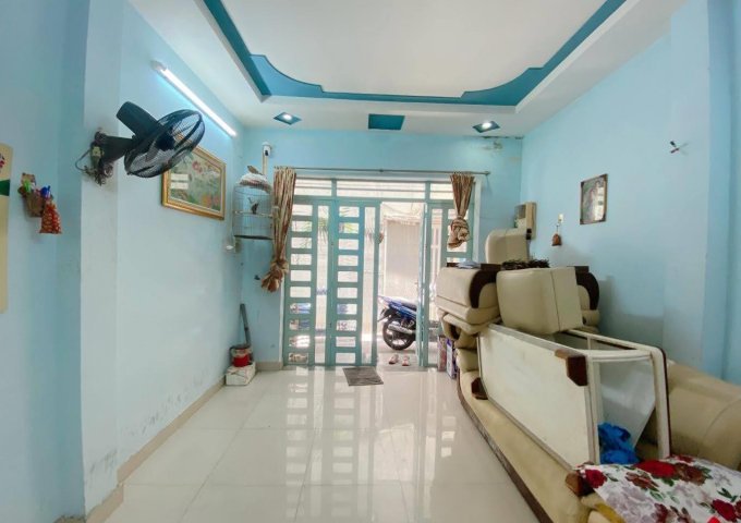 Bán nhà Gò Vấp, xe hơi đỗ cổng, sat mặt tiền Nguyễn Thái Sơn, 42M² x 4 tầng, 5 PN, hơn 5 tỷ