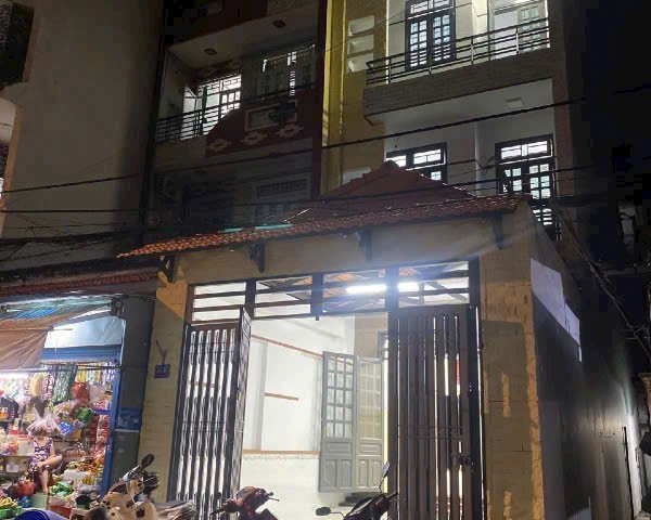 Nhà 3 Tầng (5x22) MT Nhánh Tân Chánh Hiệp 18, Q12 - Là trục chính vào khu dân cư K82