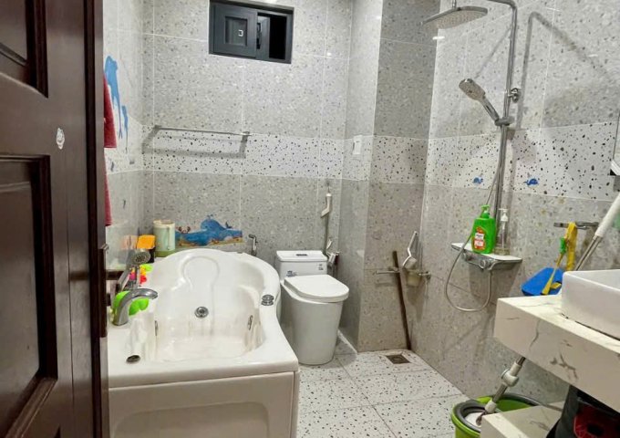 Bán Nhà 6 Tầng (6x32) Mặt Tiền Nguyễn Thị Sóc, Bà Điểm, Hóc Môn