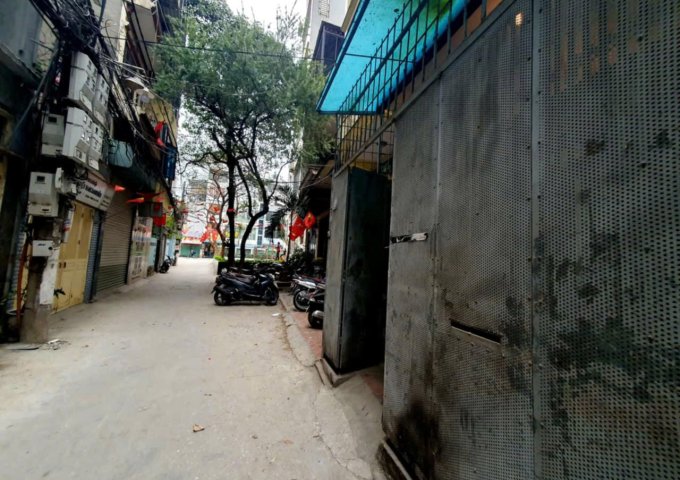 Chính chủ cho thuê nhà nguyên căn 3 tầng.