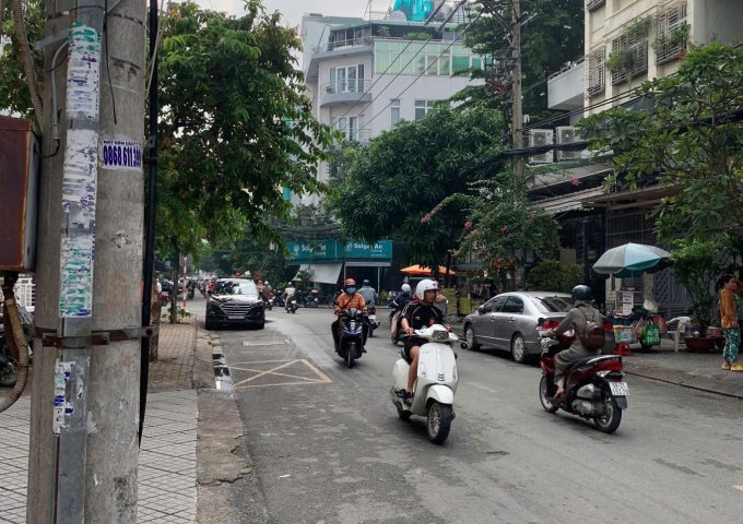 Bán nhà 2 mặt tiền Trước sau 105 Hoàng Sa ĐaKao Quận 1. 