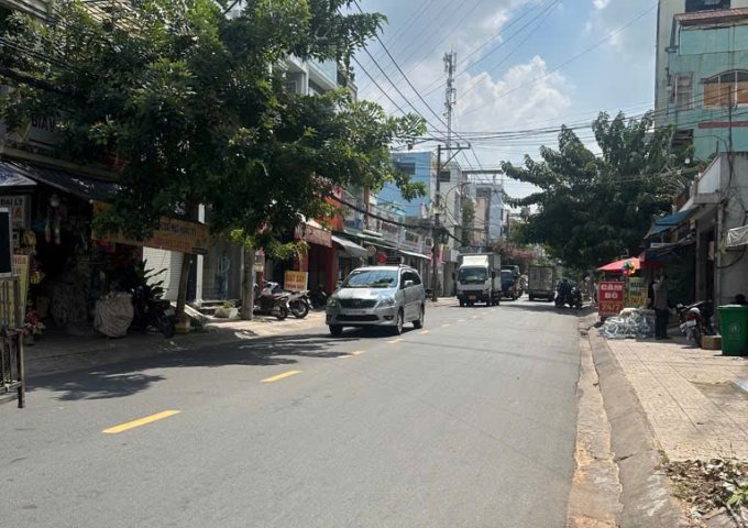 Bán nhà mặt tiền Tân Quý, Quận Tân Phú