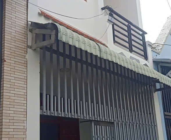 CẦN BÁN NHÀ 1 Trệt 1 Lầu Chỉ 1xxx Tỷ, Ngay trung tâm Bình Chuẩn