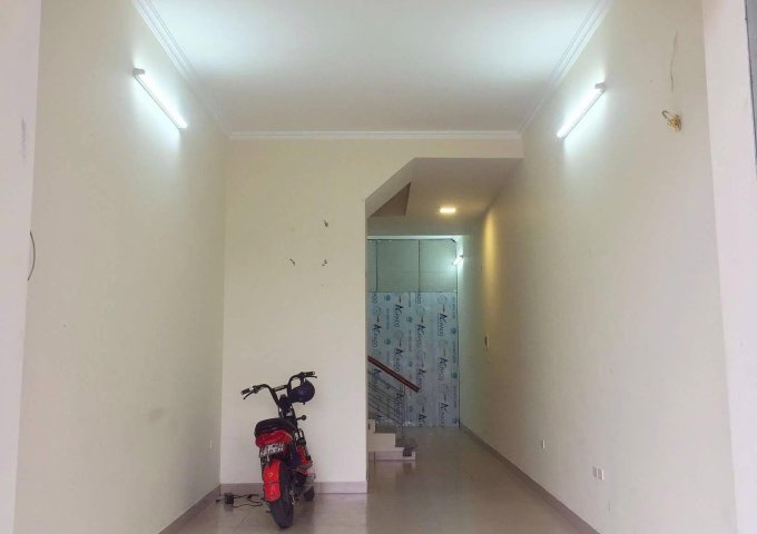 CHO THUÊ MBKD 2 TẦNG - 135 ĐỘI CẤN